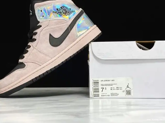 Rep Onekick Dirty Iridescent Powder Air Jordan Mid BQ6472-602 1 (W) 0514